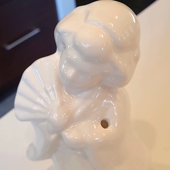 Kobe Steak House Geisha Ceramic Cocktail Glass - Picture 5 of 8